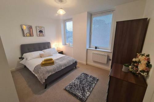 Cosy, modern apartment near Gloucester and M5, Gloucester, Gloucestershire