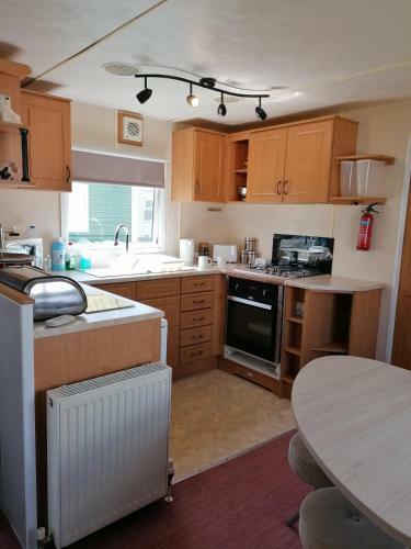 2-Bed Caravan at Billing Aquadrome Northampton