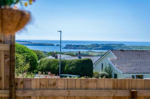 Upper Hill Park - 3 Bedroom Bungalow - Tenby, Tenby, Pembrokeshire