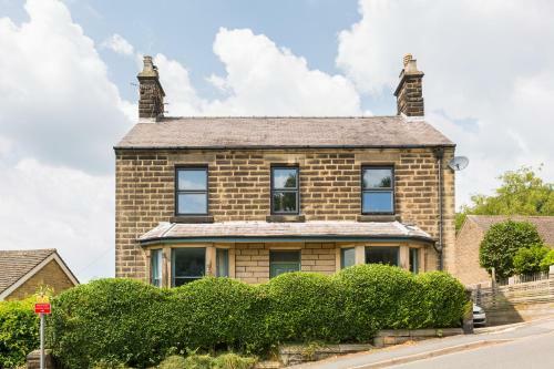 Rustic 4 bedroom House - Garden -Dog Friendly, Matlock, Derbyshire