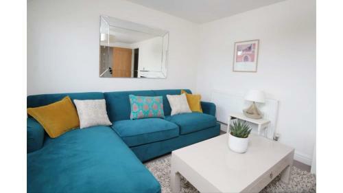 Pass the Keys Lovely Oxford 2 Bed Apartment with Free Parking and Garden, Oxford, Oxfordshire