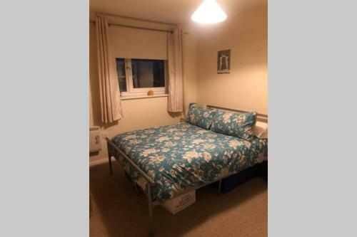 Cardiff Bay Waterfront Apartment W/ 2 Free Parking Spaces