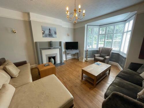 5 bedroom townhouse centrally located, Stratford-upon-Avon