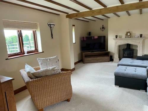 Immaculate 3-Bed Barn in Ashbourne