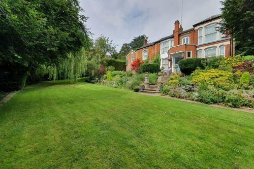 Spectacular Period Property Located In Leicester, Leicester, Leicestershire