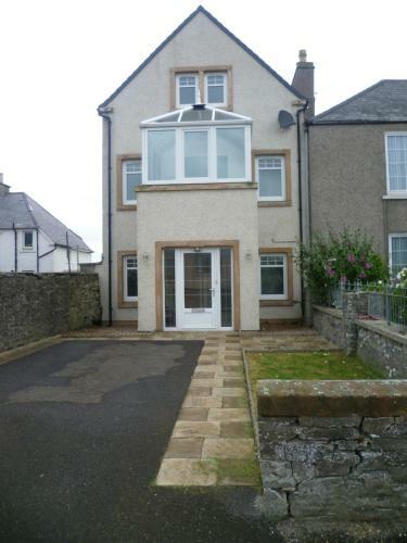 Four Bedroom, Beach Villa, Thurso