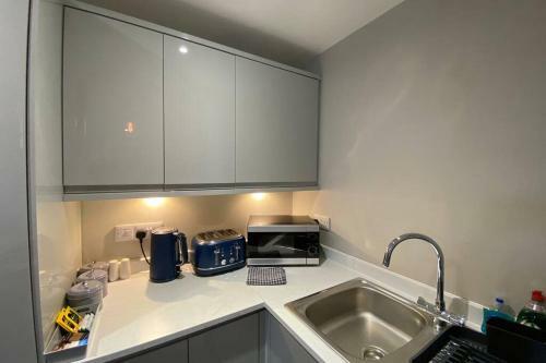 Maries Serviced Apartment 1 bed City Stay A