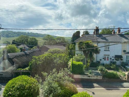 Spacious apartment, Wroxall