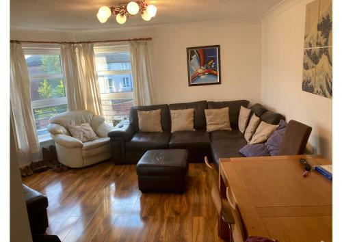 2 Bed Finnieston Flat