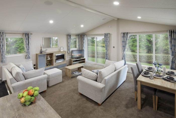 Deluxe Lodge 2, Skateraw, East Lothian