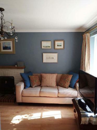 Cottage (3 bedrooms) in West Dean/Goodwood/Nr Chichester