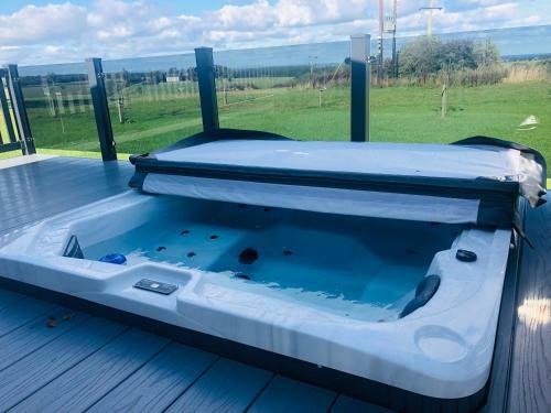 Carnaby 23 3 bed lodge with Hot tub